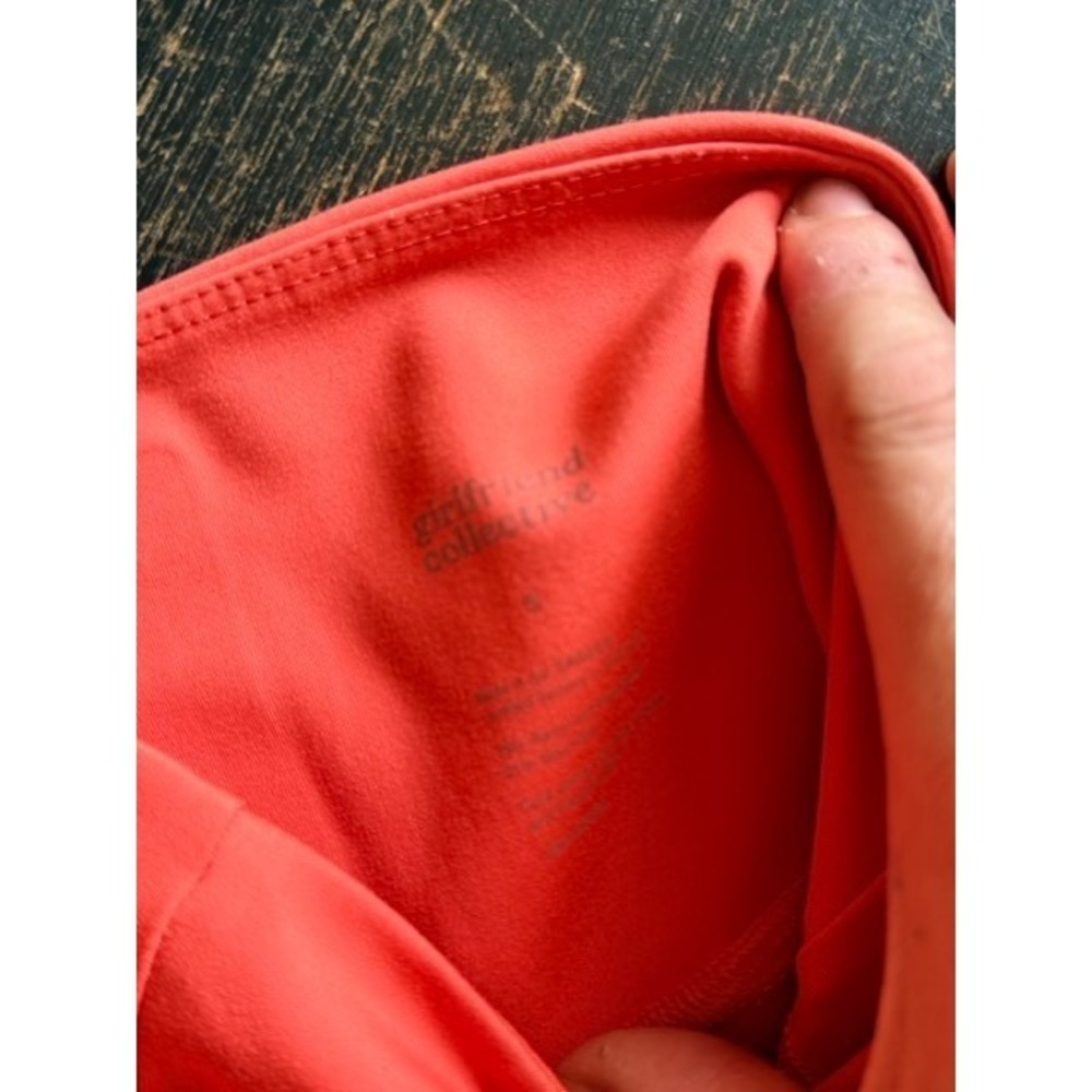 Girlfriend Collective Compressive High-Rise Capri Leggings Coral Size Small - Picture 9 of 10